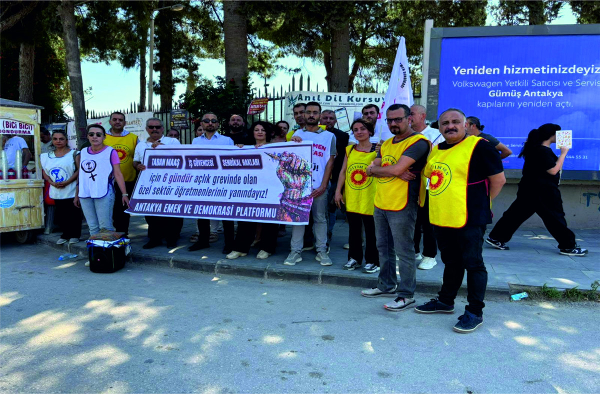 ANTAKYA EMEK VE DEMOKRASİ PLATFORFU BASIN AÇIKLAMASI YAPTI. Açlık grevindeki Özel Sektöe Öğretmenlerinin Yanındayız!