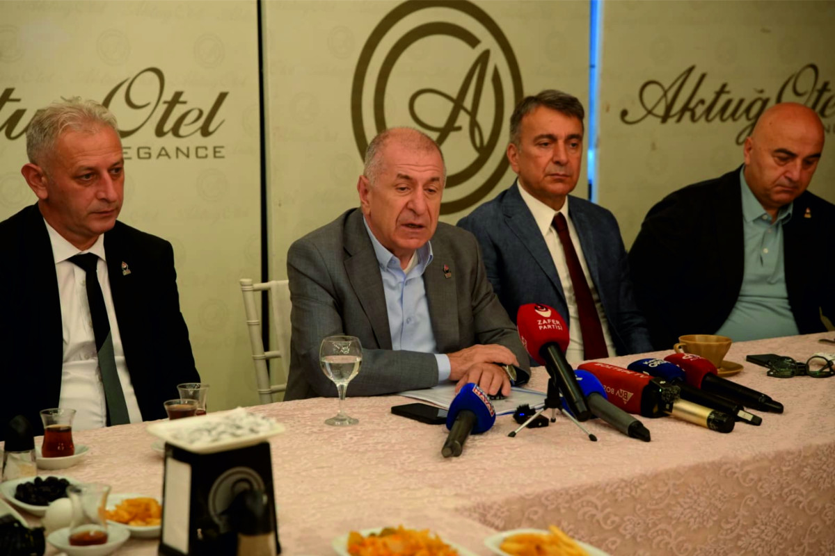  ÜMİT ÖZDAĞ : “SEÇİMLER VATANDAŞIN ZİHNİNDE BAŞLAMIŞ DURUMDA”